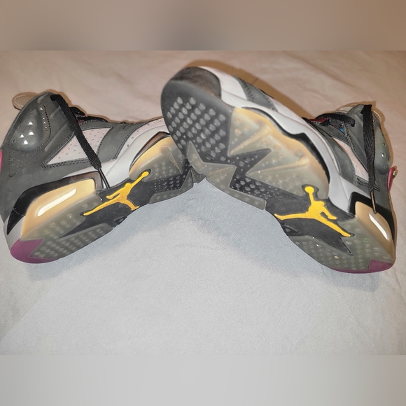 Jordan 6 Bordeaux - Picture 3 of 7